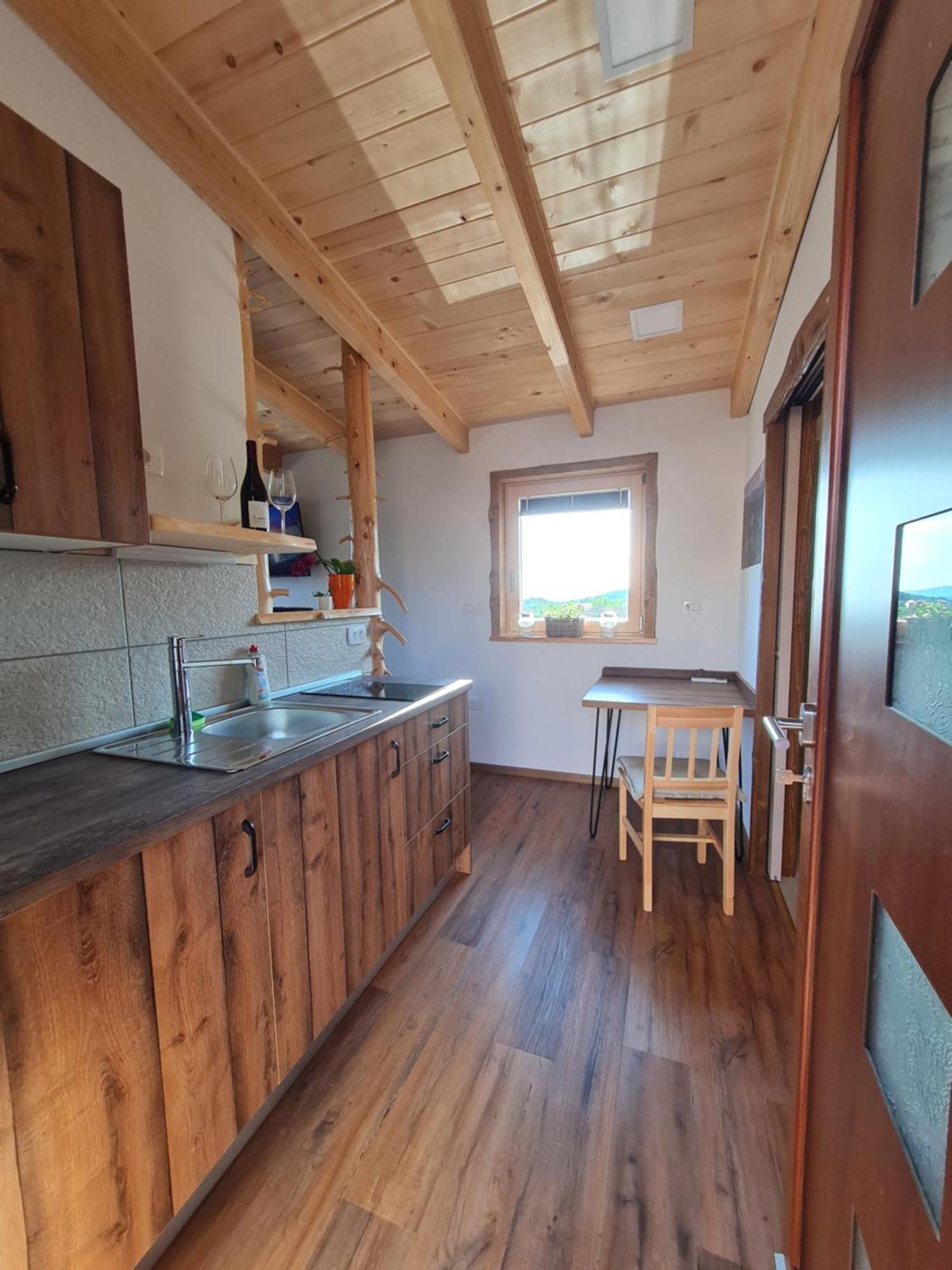Panorama Glamping Vipavska Dolina Daire Dobravlje Dış mekan fotoğraf